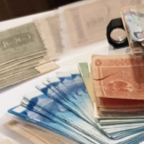 10 markkaa seteli kokoelmia, 100mk