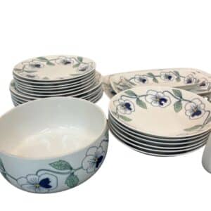 Rörstrand Sylvia – Ajaton kauneus kattaukseen